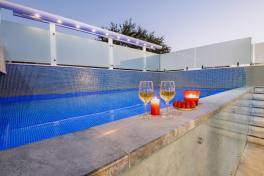 אהבה על המים