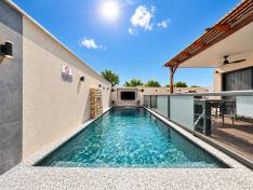 Pool House פול האוס
